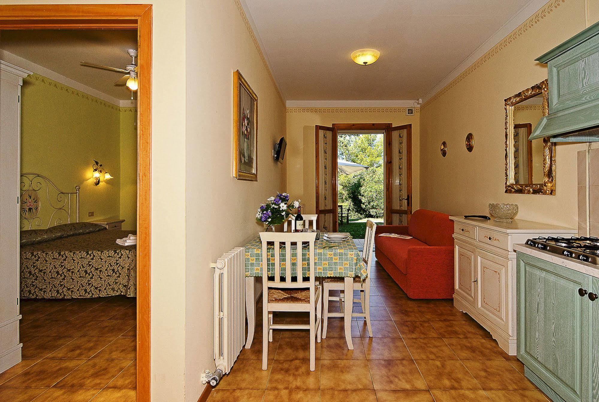Agriturismo Colleverde Selvatelle Kültér fotó
